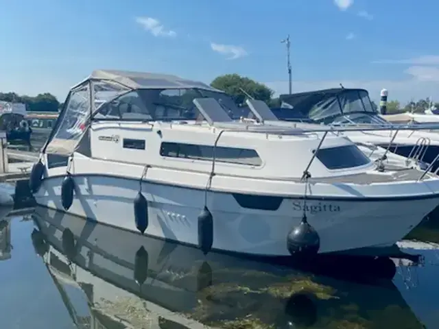 Shetland 245 Outboard