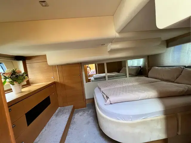 Fairline Phantom 48