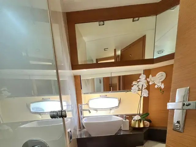 Fairline Phantom 48