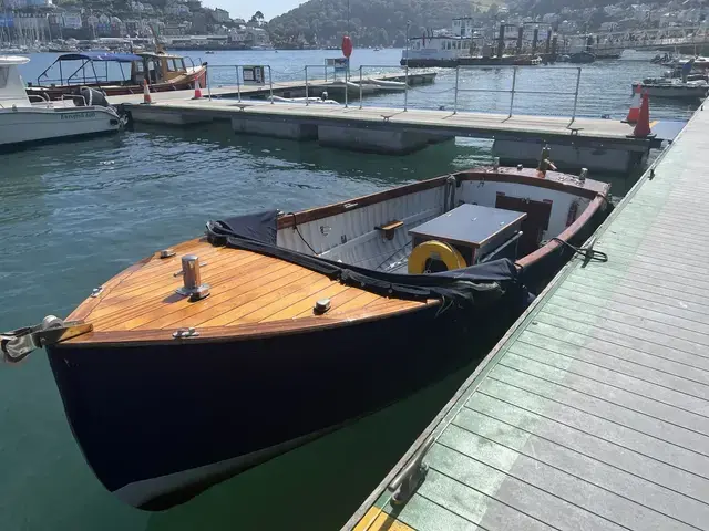 Classic 20' Motor Launch