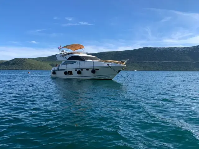 Fairline Phantom 48