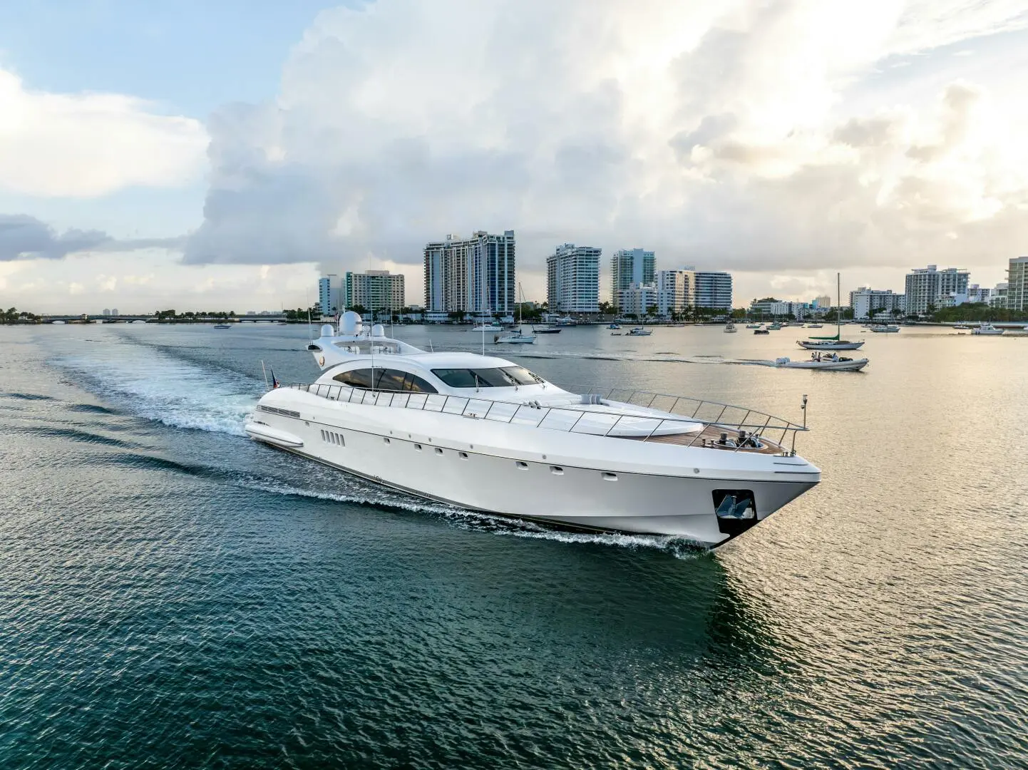 2005 Mangusta 108