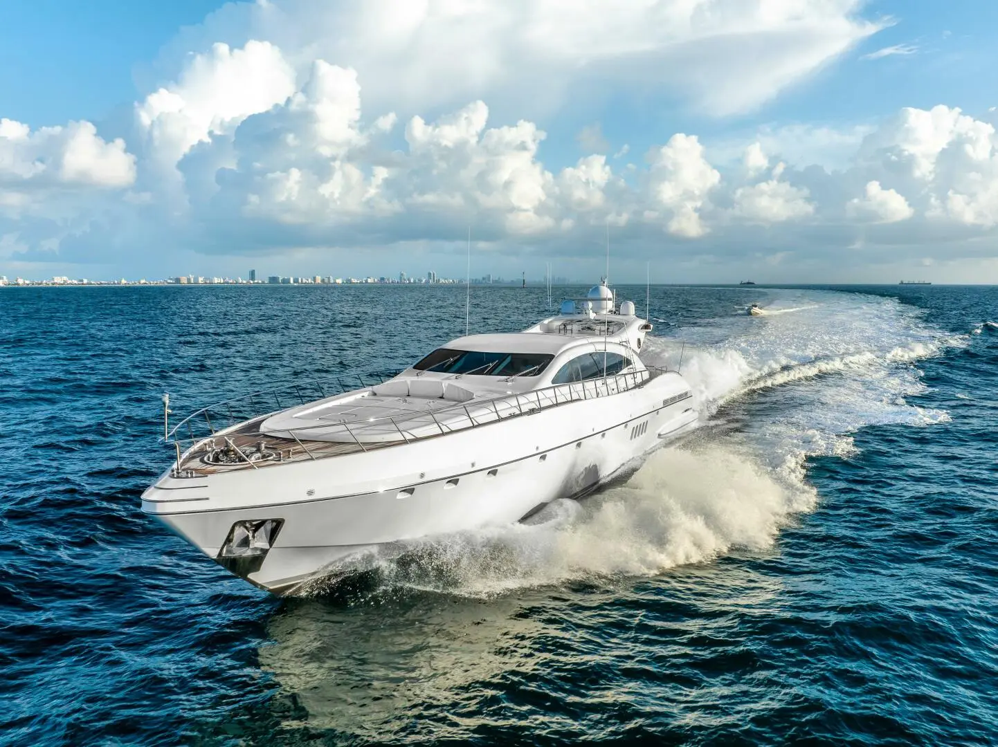 2005 Mangusta 108