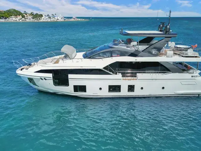 Azimut Grande 27 METRI