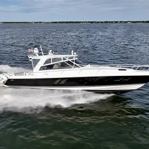 2019 Intrepid Boats 475 Sport Yacht