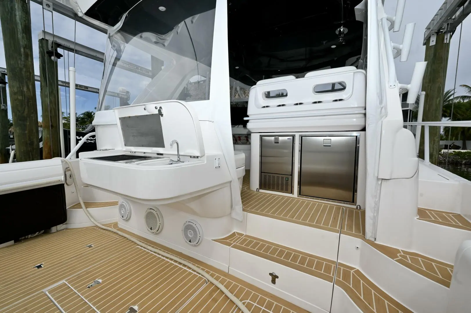 2019 Intrepid 475 sport yacht