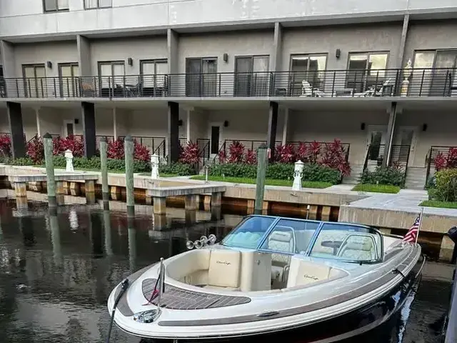 Chris Craft 27 Launch