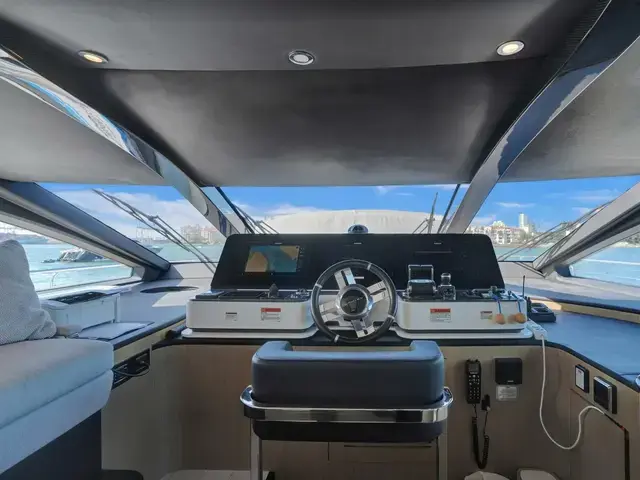 Azimut Grande 27 METRI