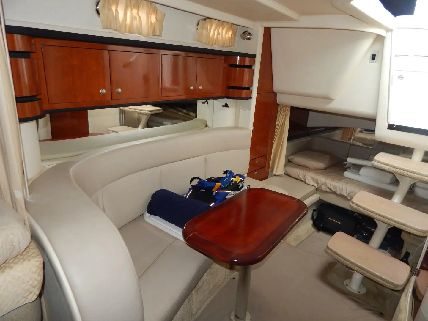 2006 Sea Ray 300 sundancer