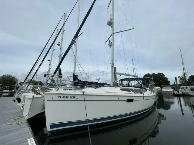 Hunter 36