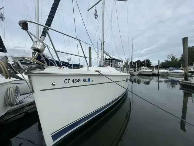 Hunter 36