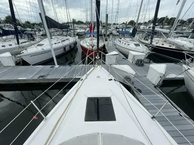 Hunter 36