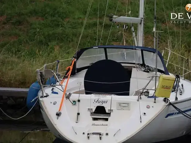 Bavaria 37-3