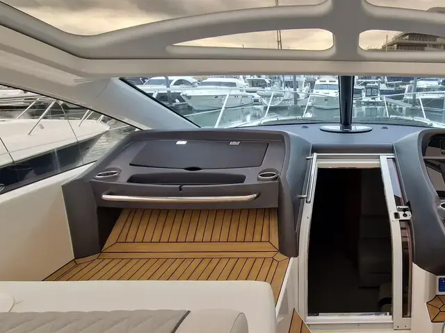 Sunseeker Portofino 48