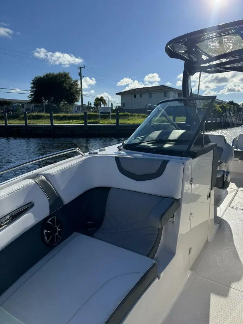 2018 Chaparral 287 ssx