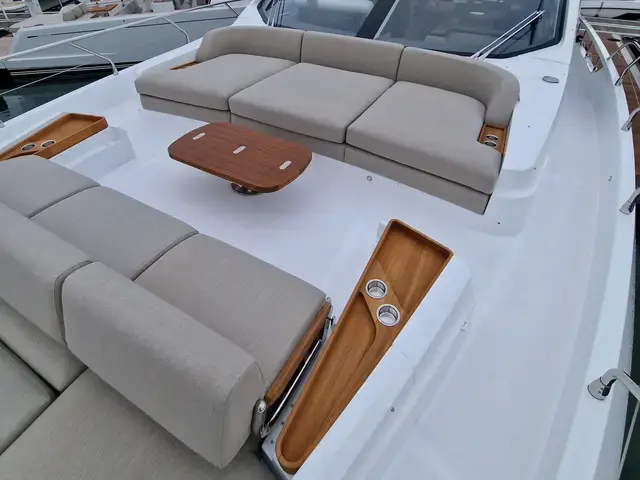 Azimut 68 Flybridge