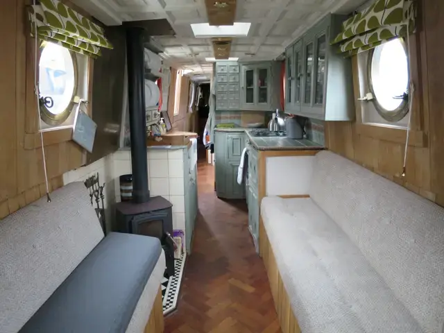 Golden Fleece Narrowboat