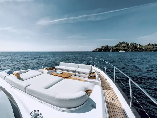 Azimut 68 Flybridge