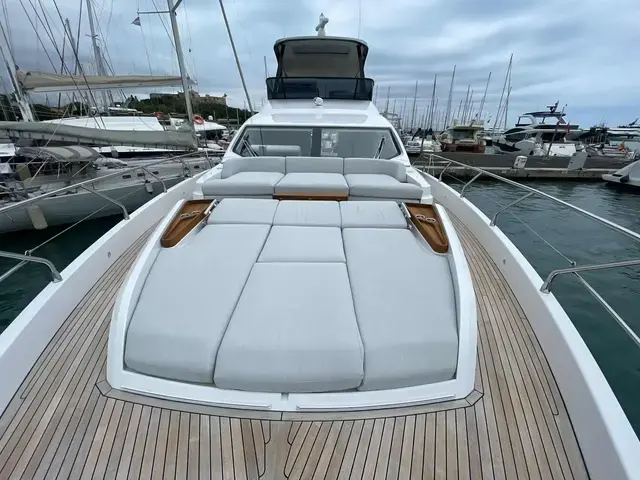 Azimut 68 Flybridge