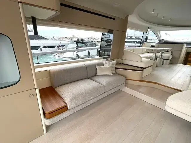 Azimut 68 Flybridge