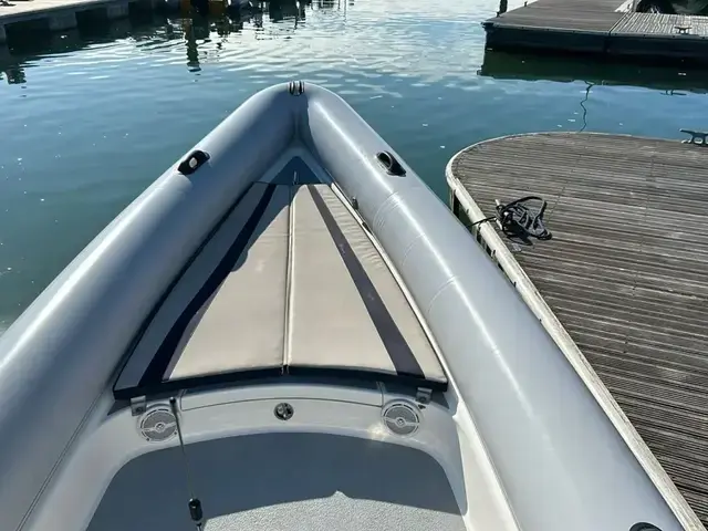 Scorpion Boats 8.1m Rib