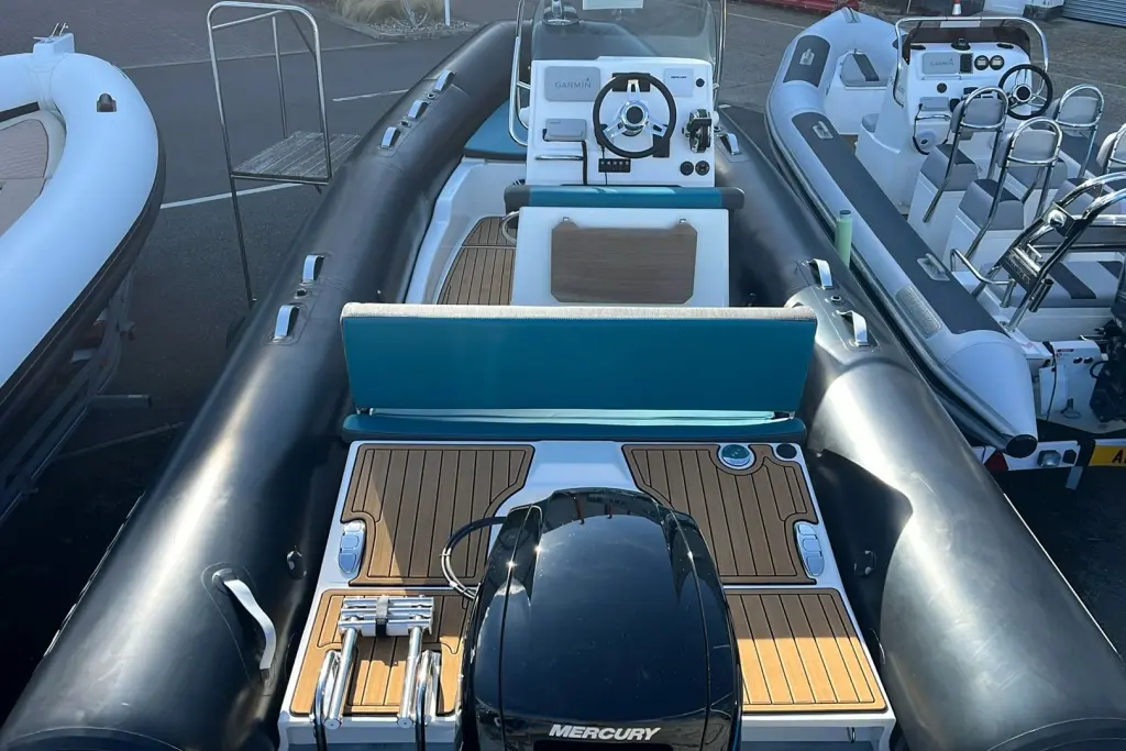 2023 Zodiac medline 580 rib