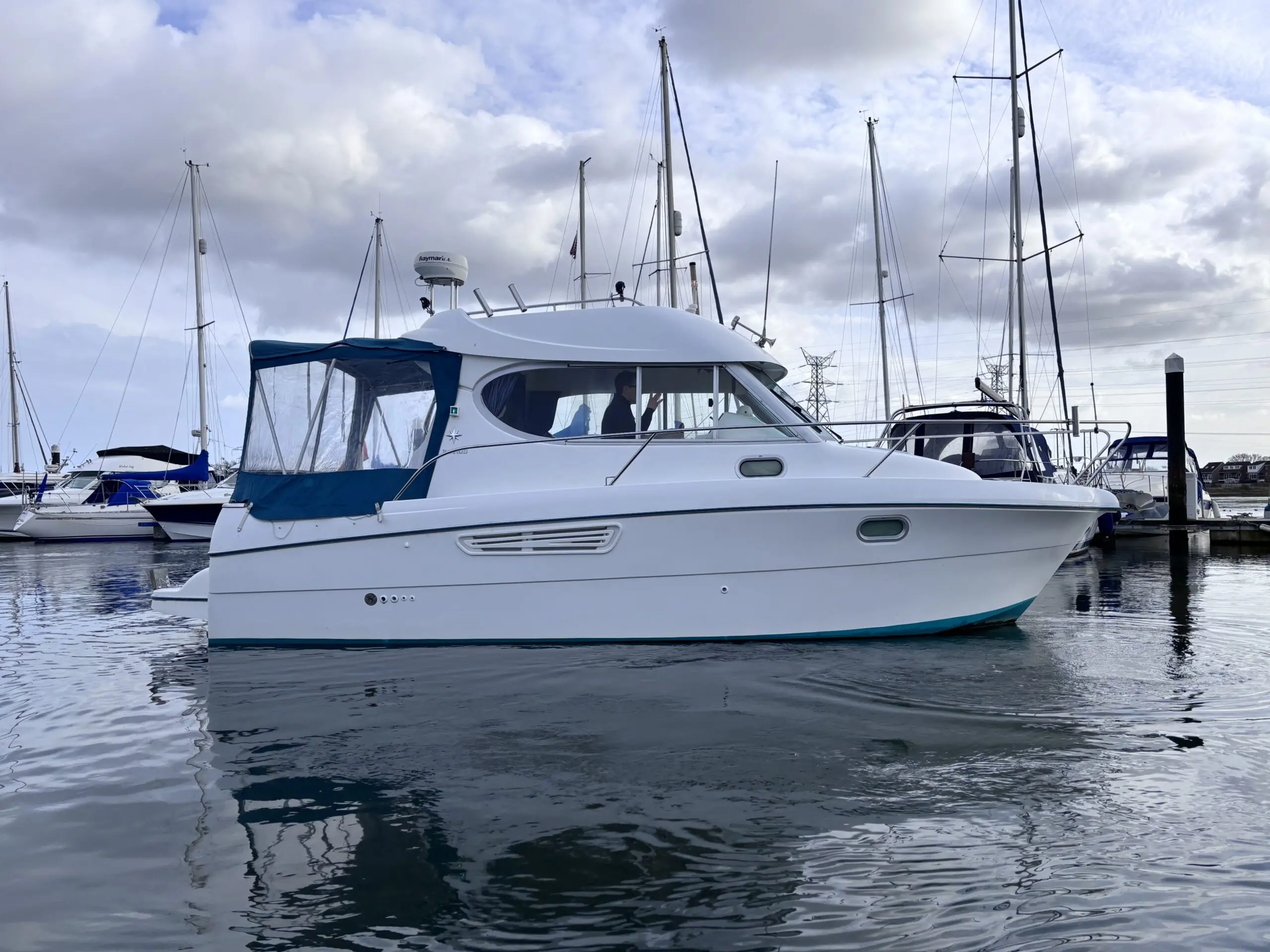 2004 Jeanneau merry fisher 805