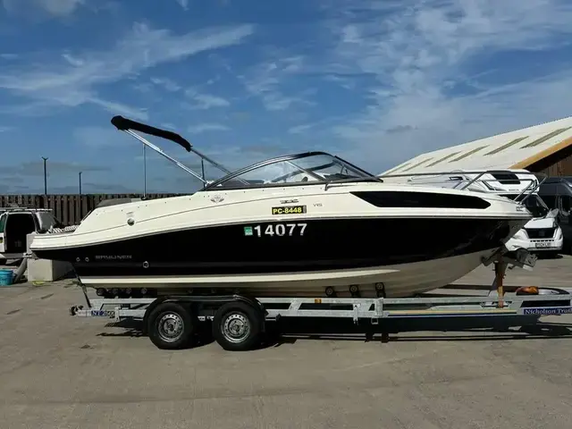 Bayliner VR5 Bowrider I-O