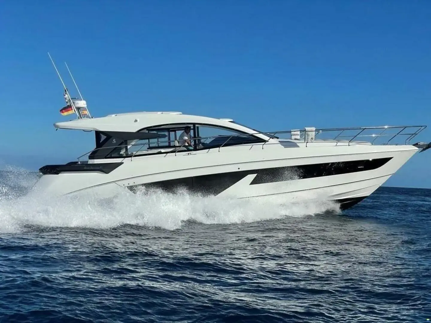 2022 Beneteau gran turismo 45