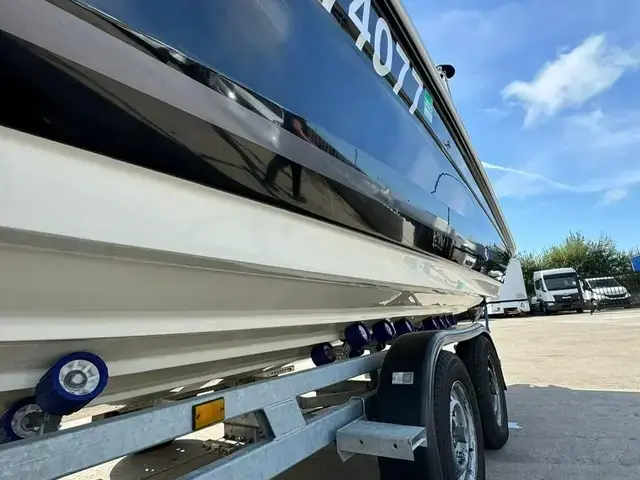 Bayliner VR5 Bowrider I-O