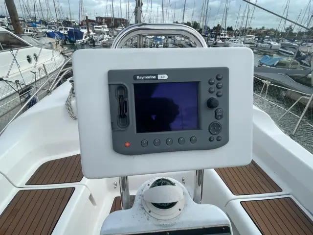 2005 Hunter legend 38