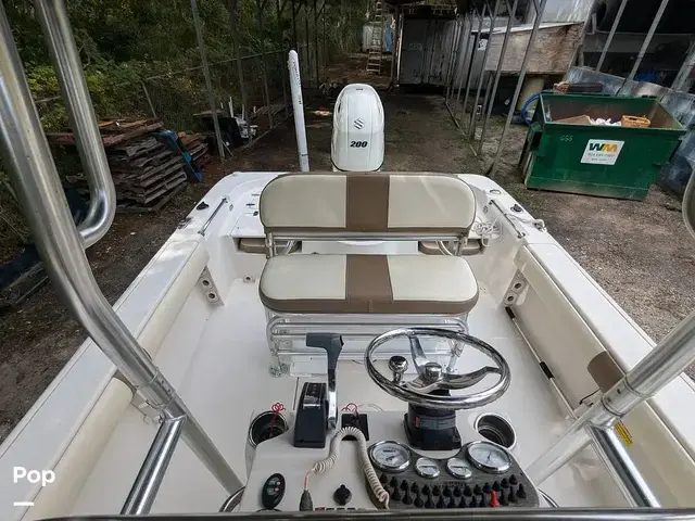 Sea Chaser Bay Runner 21LX