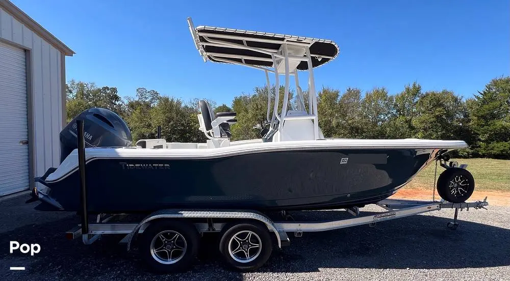 2023 Tidewater Boats 210 cc adventure