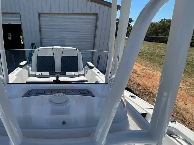 Tidewater Boats 210 CC Adventure