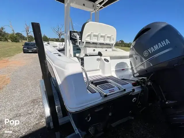 Tidewater Boats 210 CC Adventure