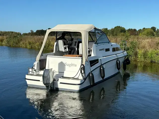 Shetland 245 Outboard