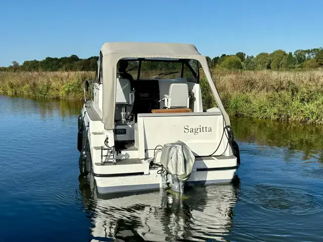 Shetland 245 Outboard