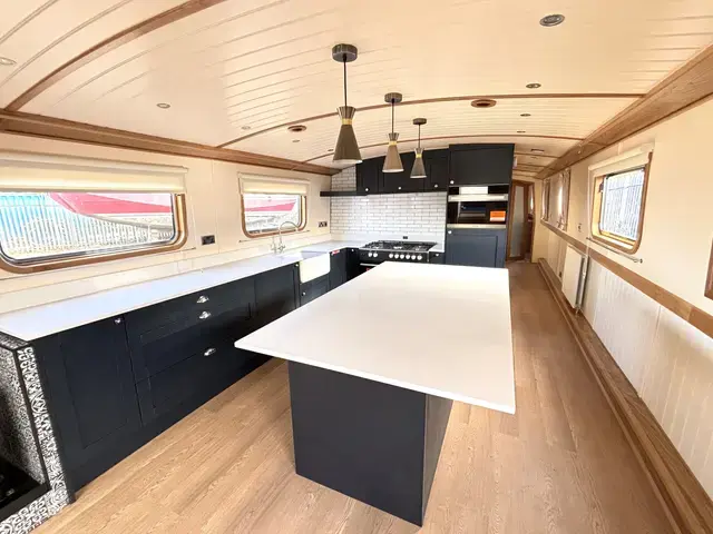 Collingwood 70' x 12' Eurocruiser Widebeam