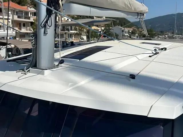 Fountaine Pajot Lucia 40