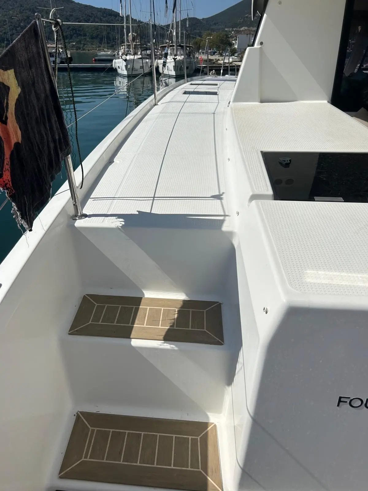 2019 Fountaine Pajot lucia 40