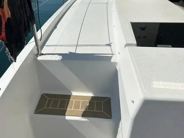 Fountaine Pajot Lucia 40