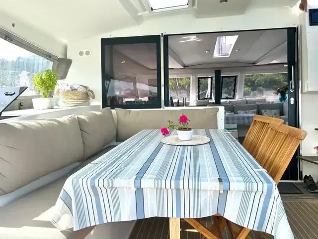 Fountaine Pajot Lucia 40