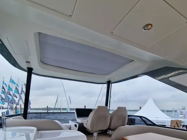 Azimut 68 Flybridge