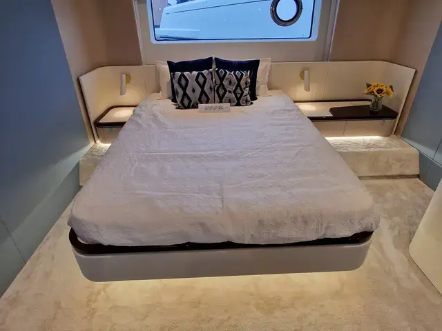 Azimut 68 Flybridge