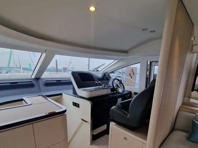 Azimut 68 Flybridge