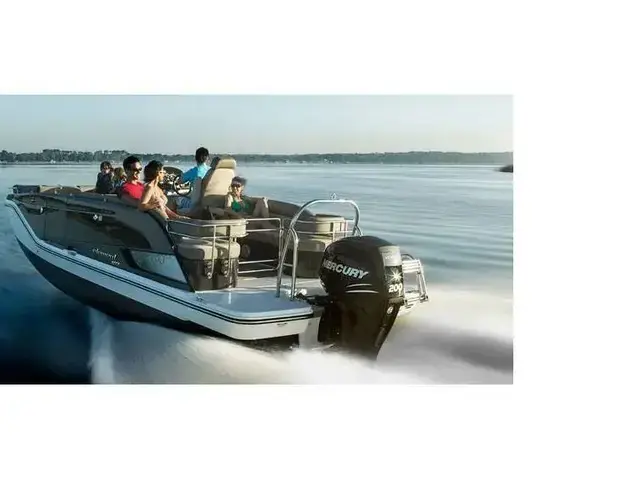 Bayliner Element Xr7