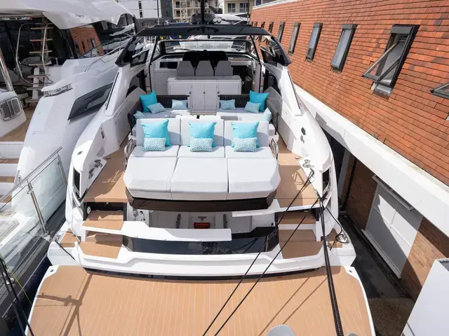 Sunseeker Superhawk 55