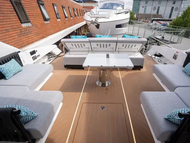 Sunseeker Superhawk 55