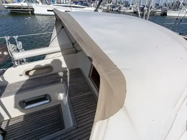 Sweden Yachts 340