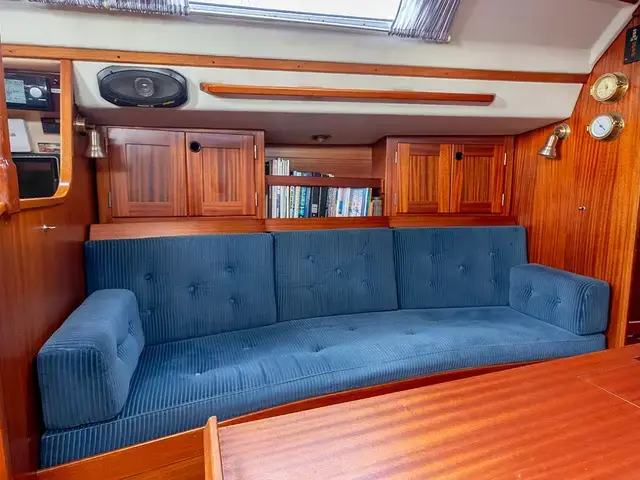 Sweden Yachts 340